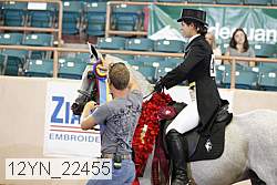 12yn_22455 thumbnail