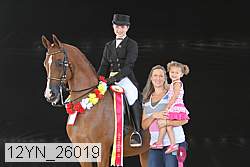 12yn_26019 thumbnail