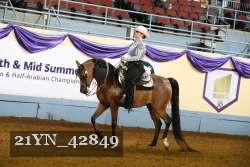 21YN_42849 thumbnail