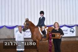 21YN_71180 thumbnail