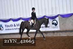 21YN_42665 thumbnail