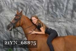 21YN_68875 thumbnail