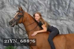 21YN_68876 thumbnail