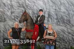 21YN_35892 thumbnail