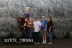 21YN_78261 thumbnail