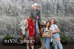 21YN_58927 thumbnail