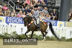24R13_06778 thumbnail