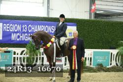 24R13_16670 thumbnail