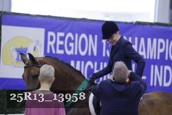 25R13_13958 thumbnail