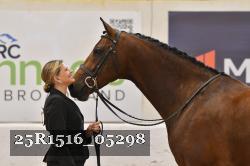 25R1516_05298 thumbnail