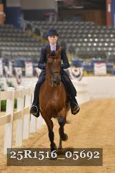 25R1516_05692 thumbnail